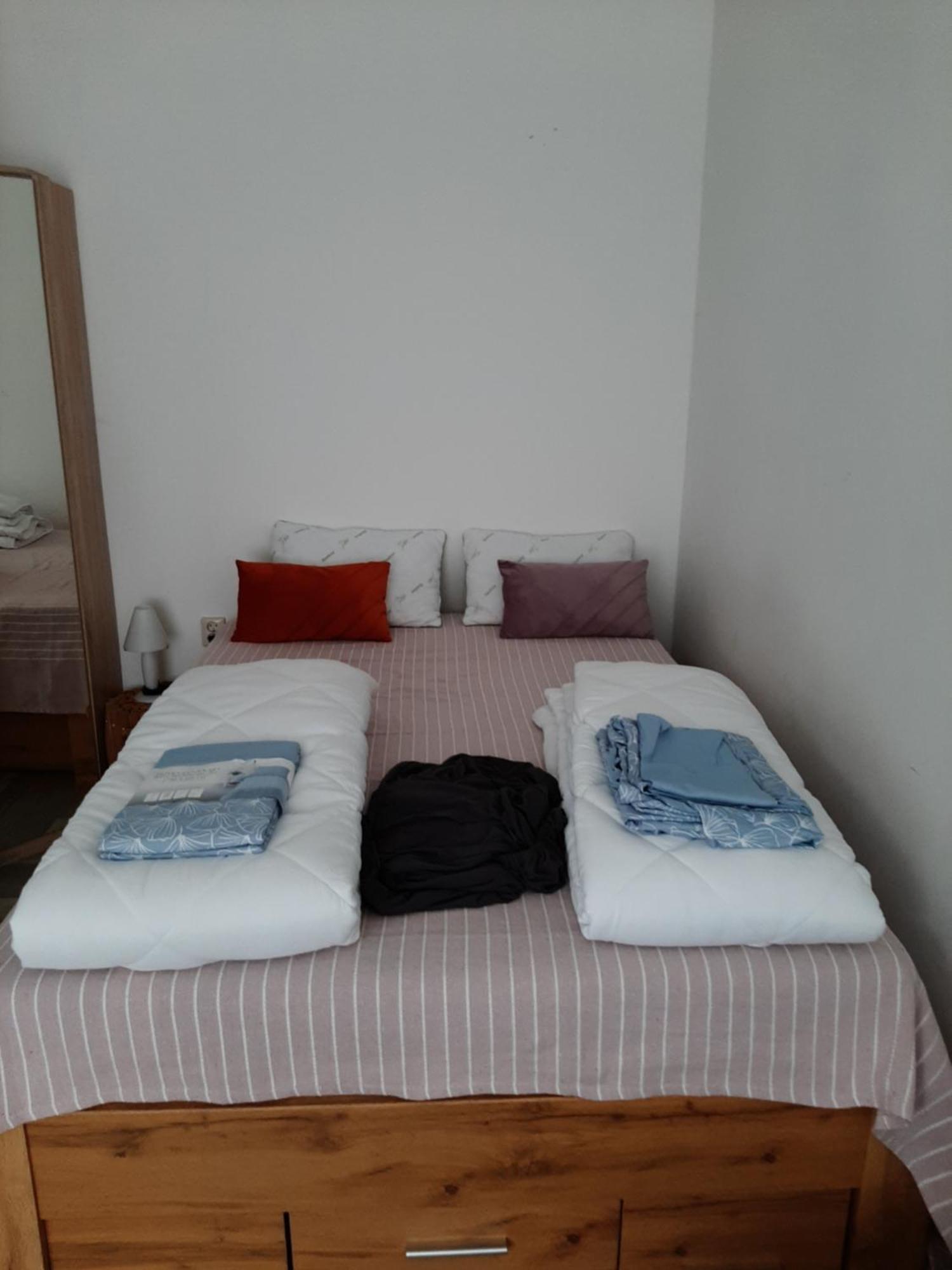Nergens Appartement Rotterdam Buitenkant foto