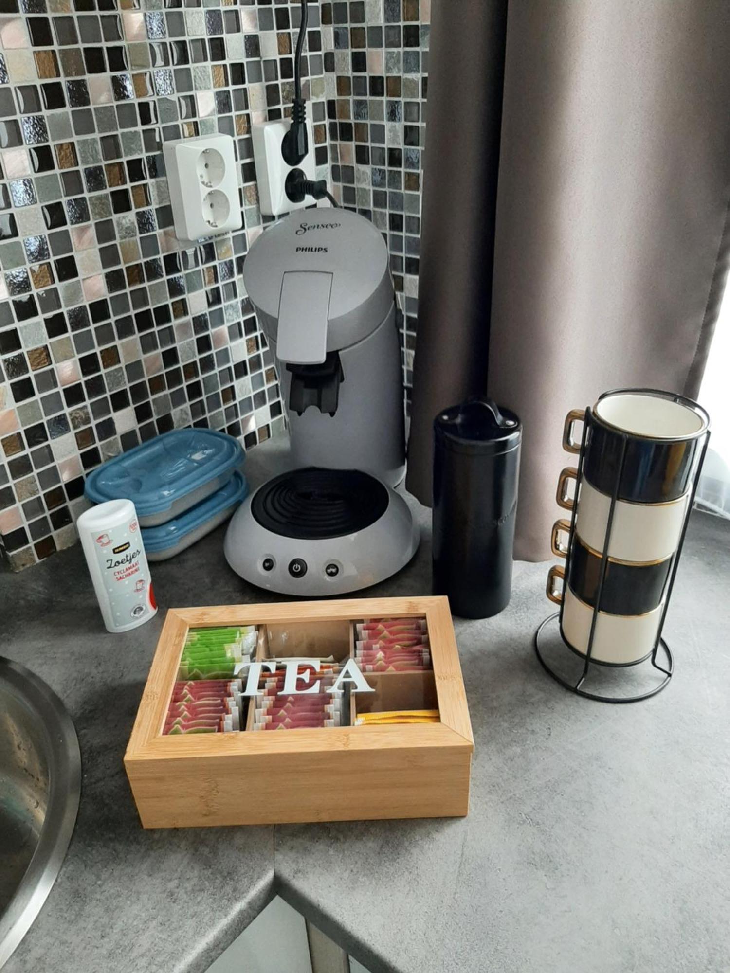 Nergens Appartement Rotterdam Buitenkant foto